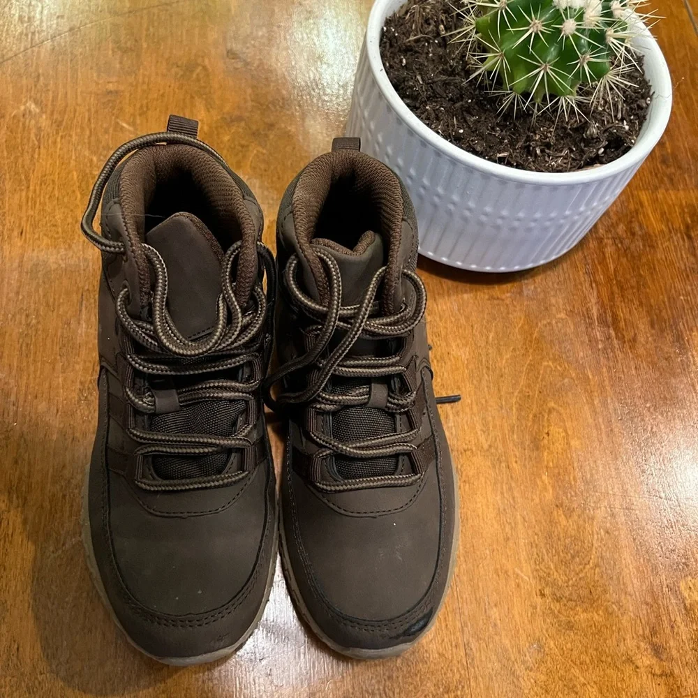 XRAY Boys Brown Hiking Boots Size 1 – Lace Up Outdoor Shoes